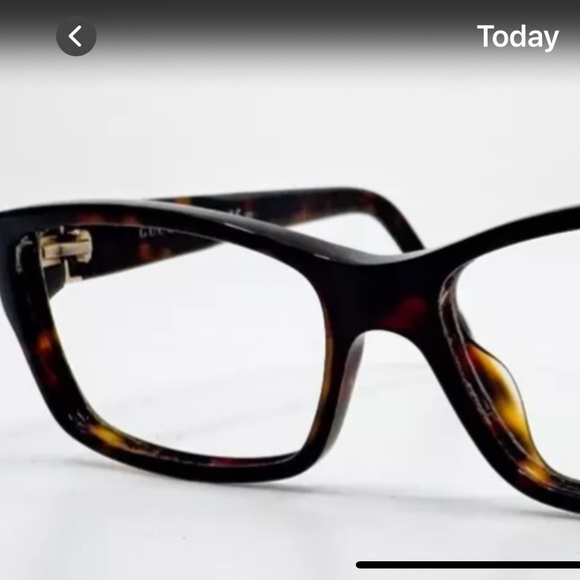 Gucci Accessories - gucci eye glasses